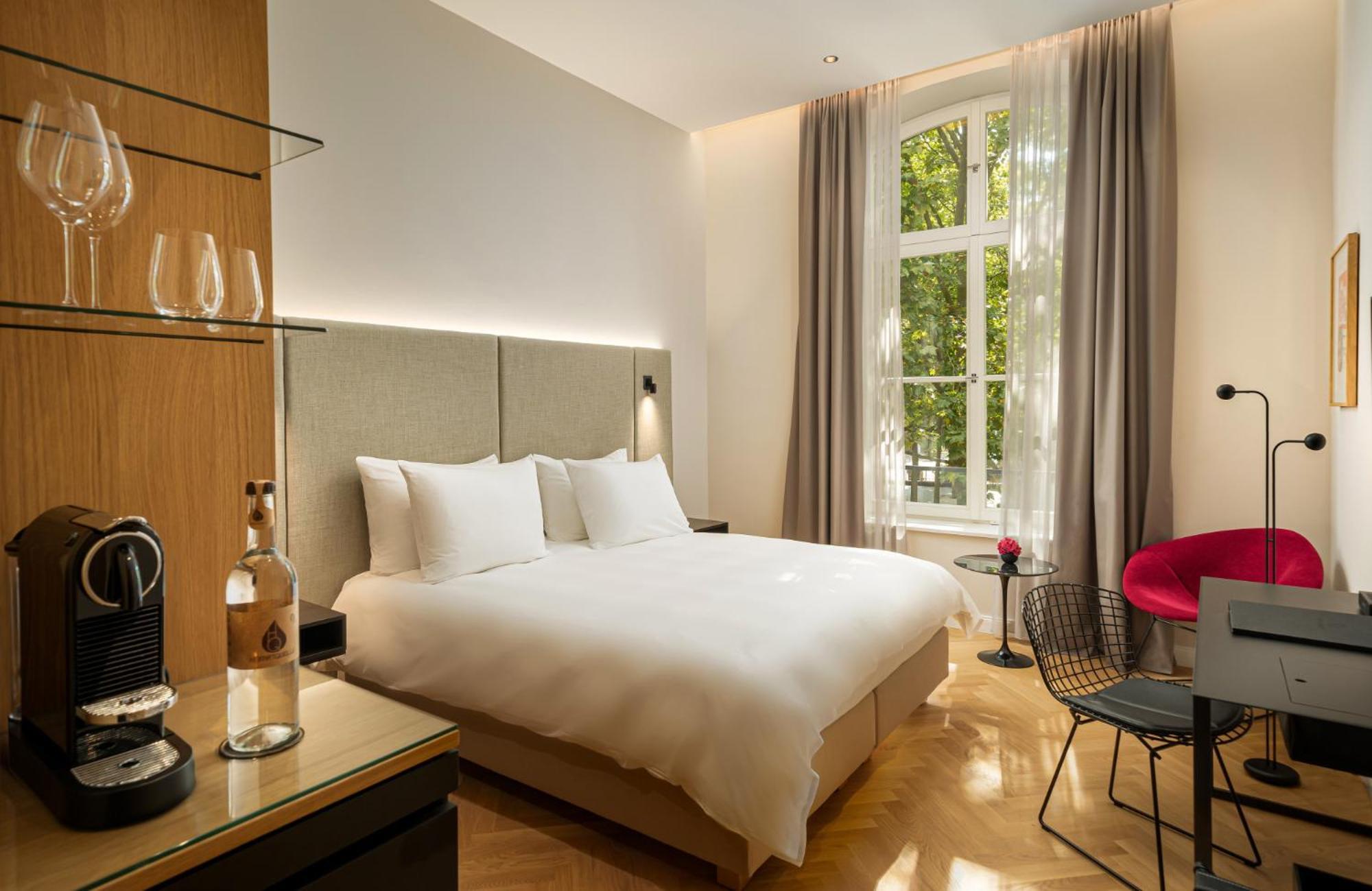 Hotel Esplanade Saarbrücken Esterno foto